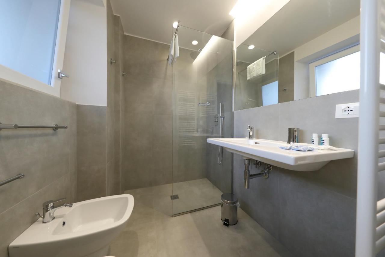 B&B Oblo Катания Екстериор снимка