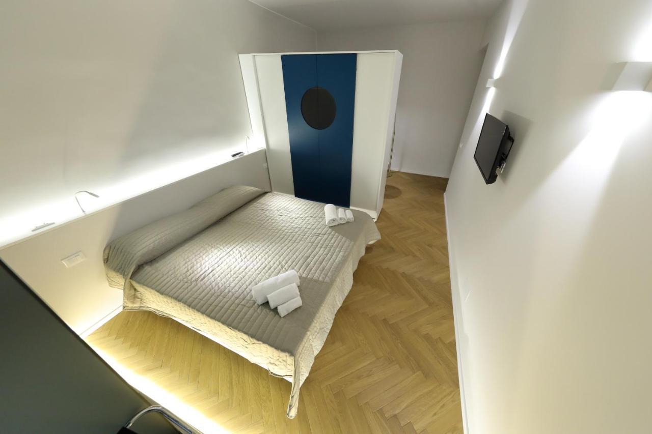 B&B Oblo Катания Екстериор снимка