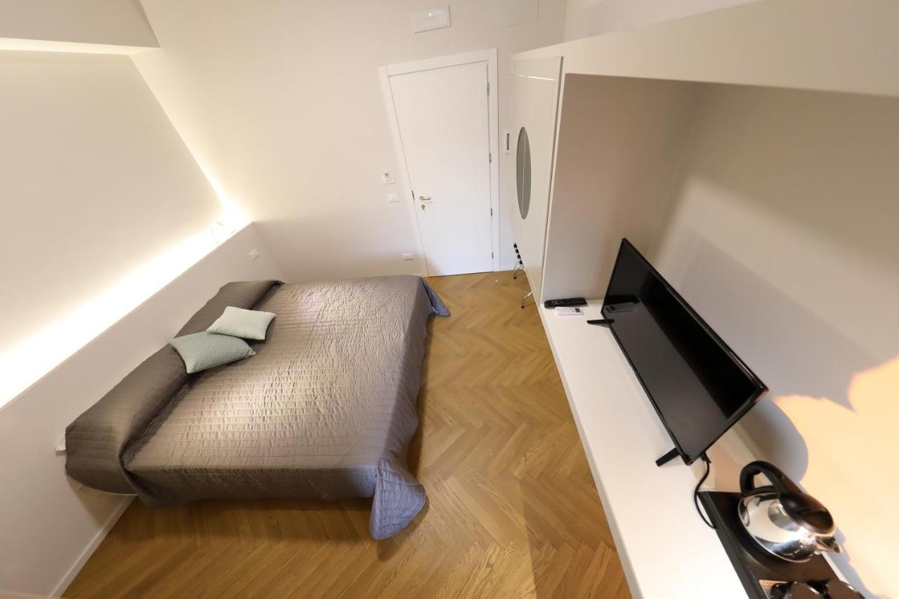 B&B Oblo Катания Екстериор снимка